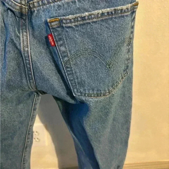 Vintage Levi 501 - Picture 10 of 14